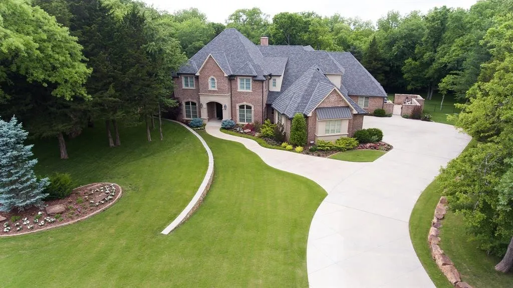 Leading Roofing and Construction Company in Stillwater, Oklahoma Leading Roofing and Construction Company in Stillwater, Oklahoma